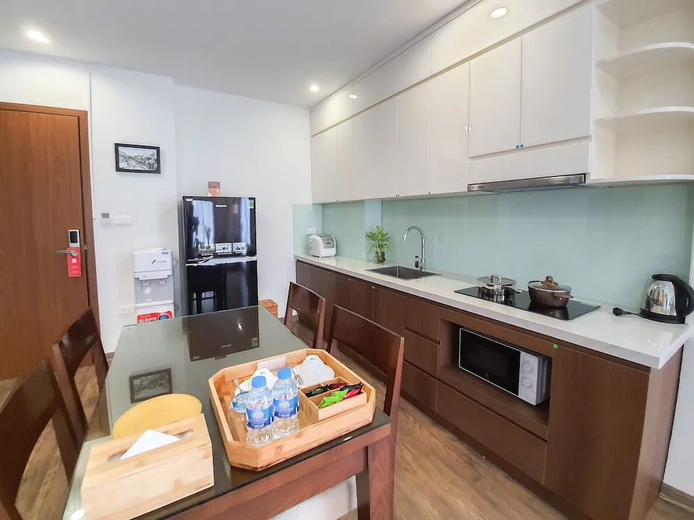 REIWA INN APARTMENT