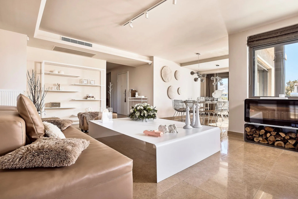 Elaia Luxury Suites