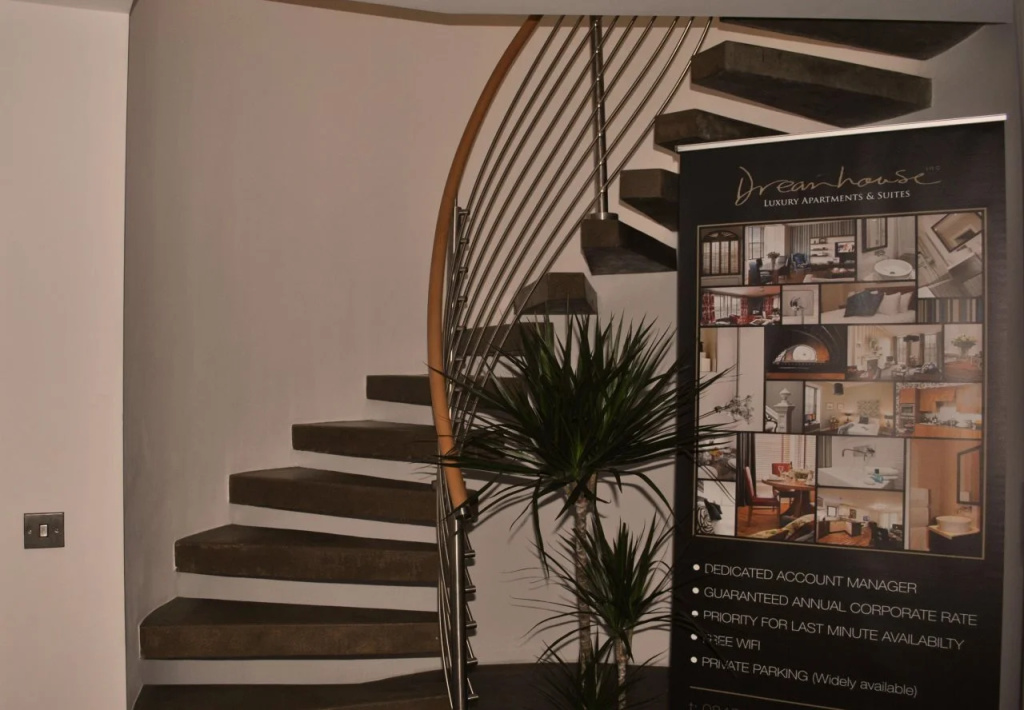 Dreamhouse Apartments London City