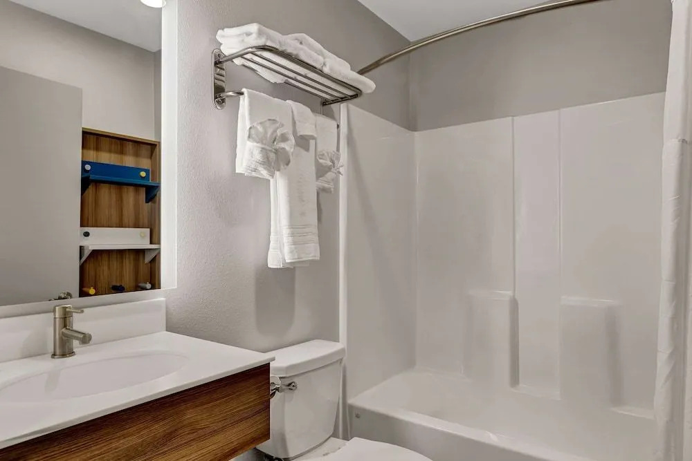Microtel Inn & Suites By Wyndham George