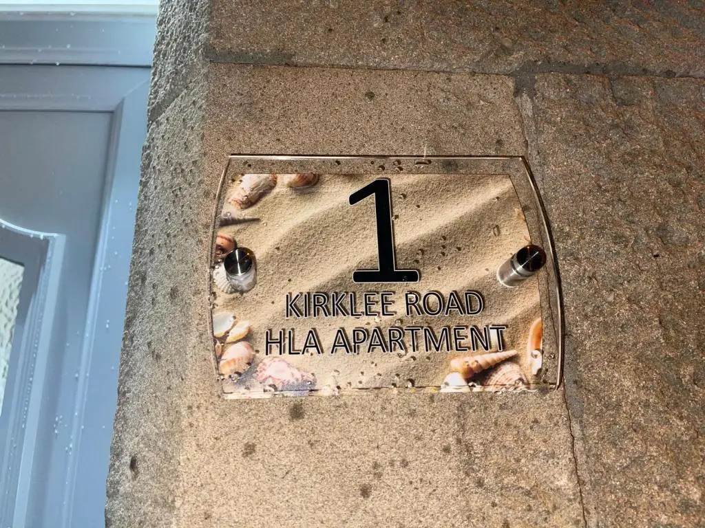 HLA KIrklee