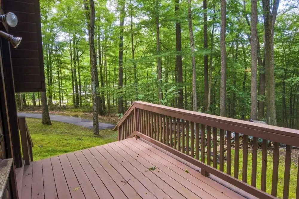 Resort Amenities: Family-friendly Dubois Cabin