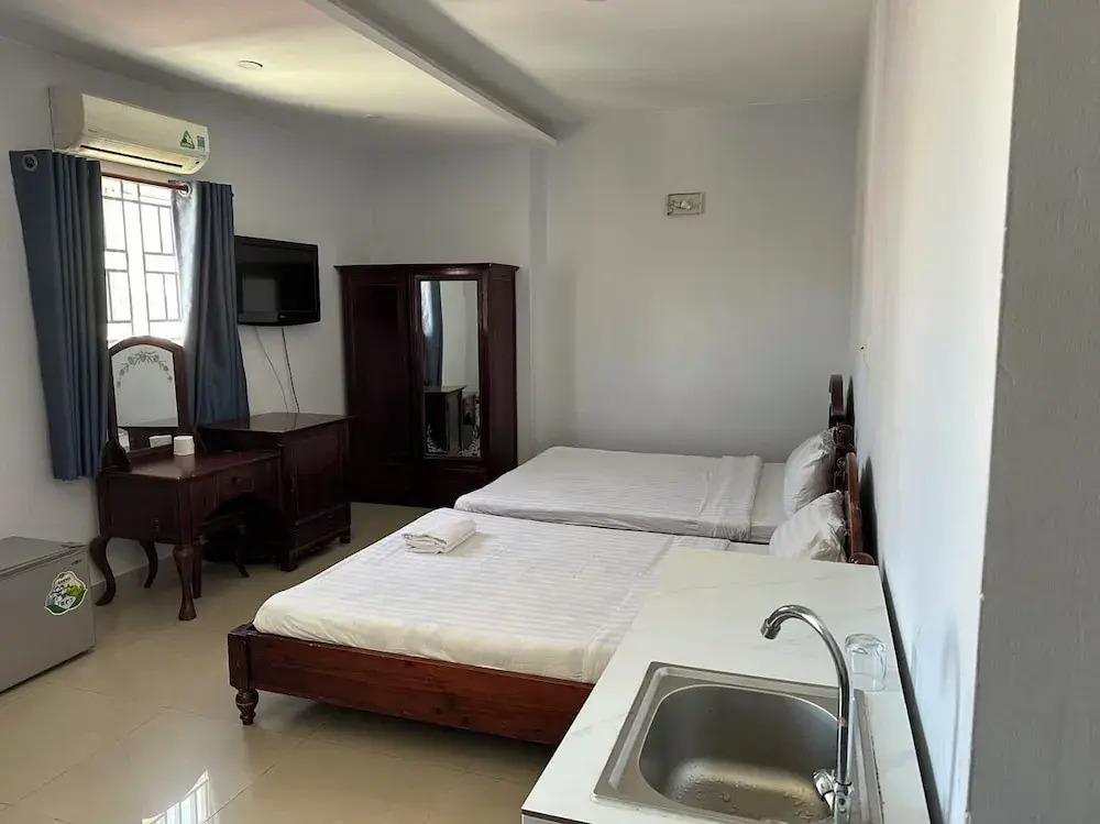 Hoang Tay 2 Hotel by Bay Luxury