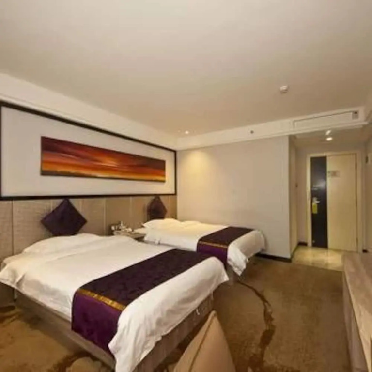 Super 8 Hotel