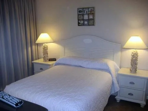 The Diplomat Beach Club Suites