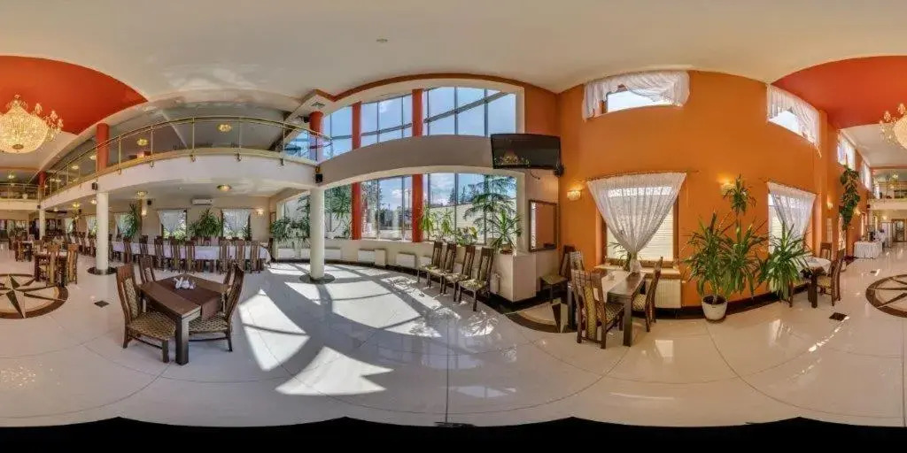 Vinci Hotel Airport