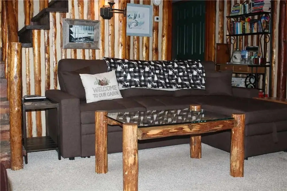 3692 Larch 2 Bedroom Cottage