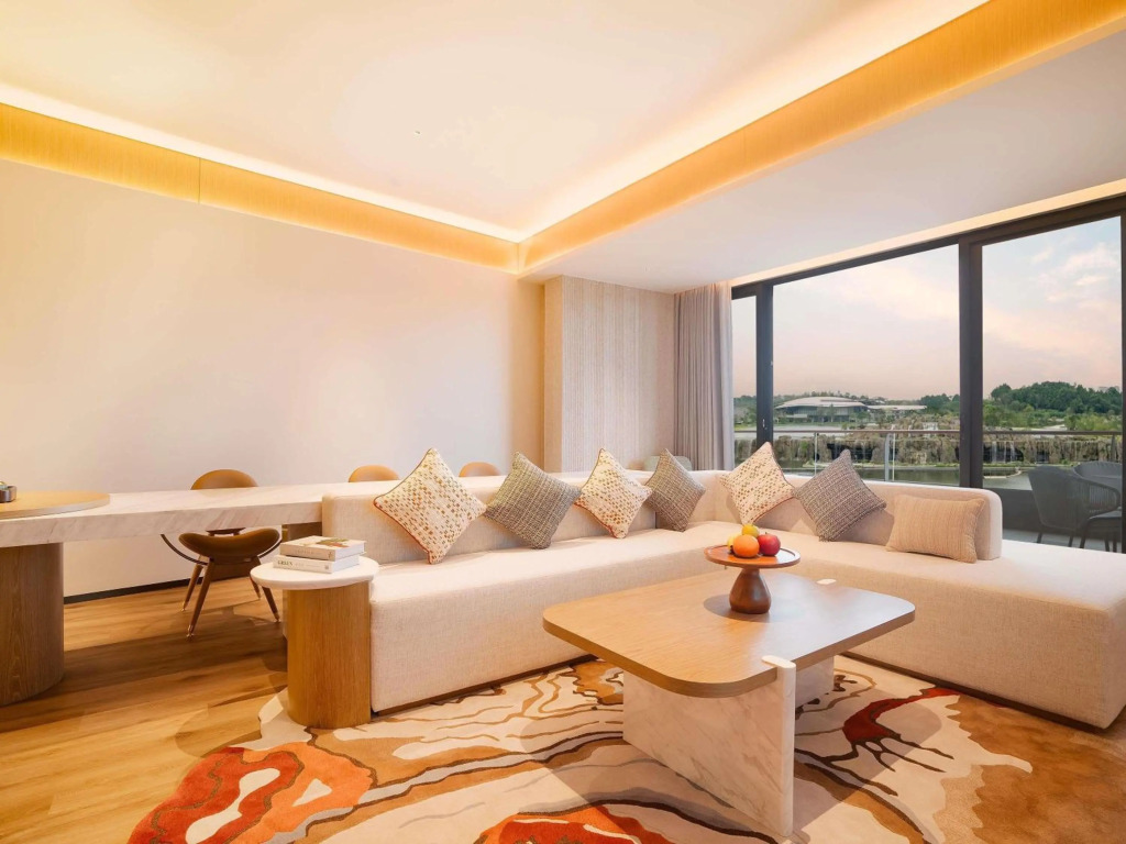 Chengdu Expo Waterfall Hotel - MGallery Collection