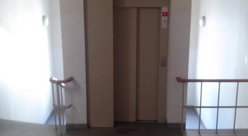 Big Bed Hostel