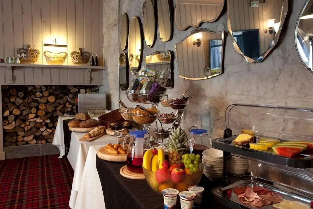 The Three Crowns