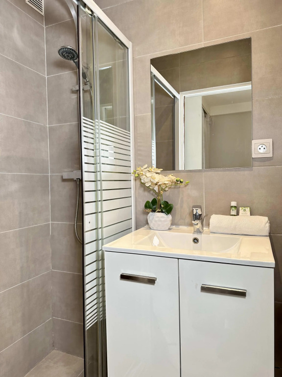 1616 - Best deal apartment Paris