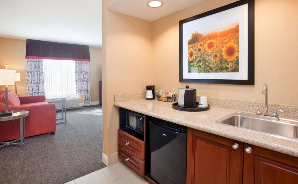 Hampton Inn & Suites Wichita-Northeast