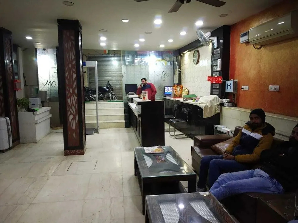 Hotel You  Me by ADB Rooms
