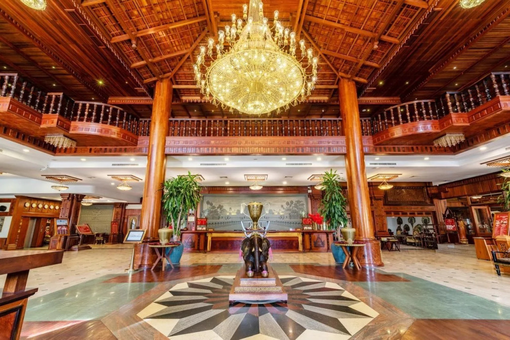 Empress Angkor Resort & Spa