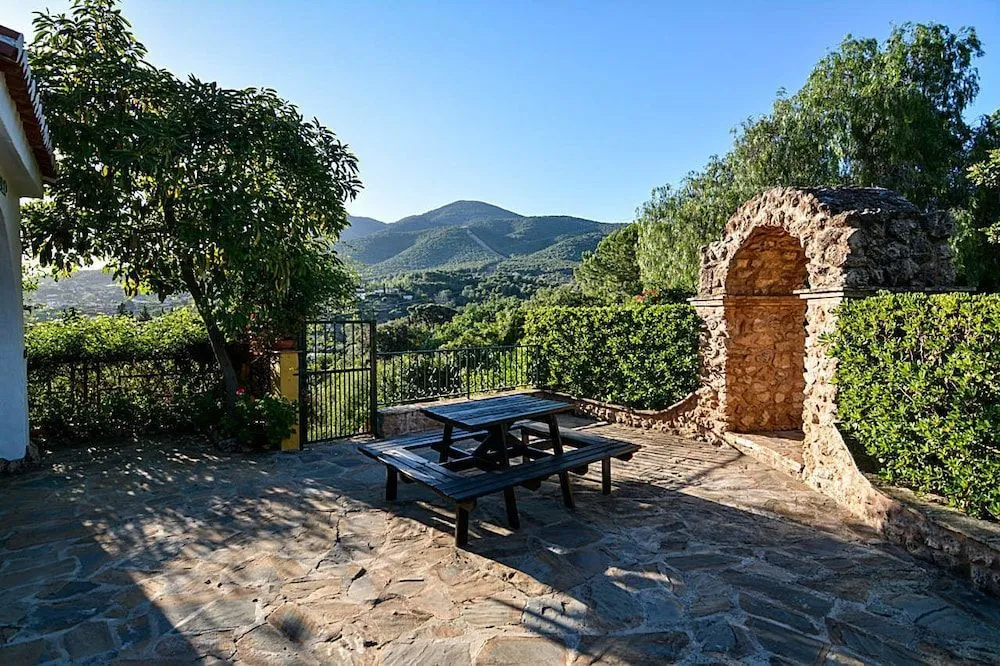 Villa El Almendro