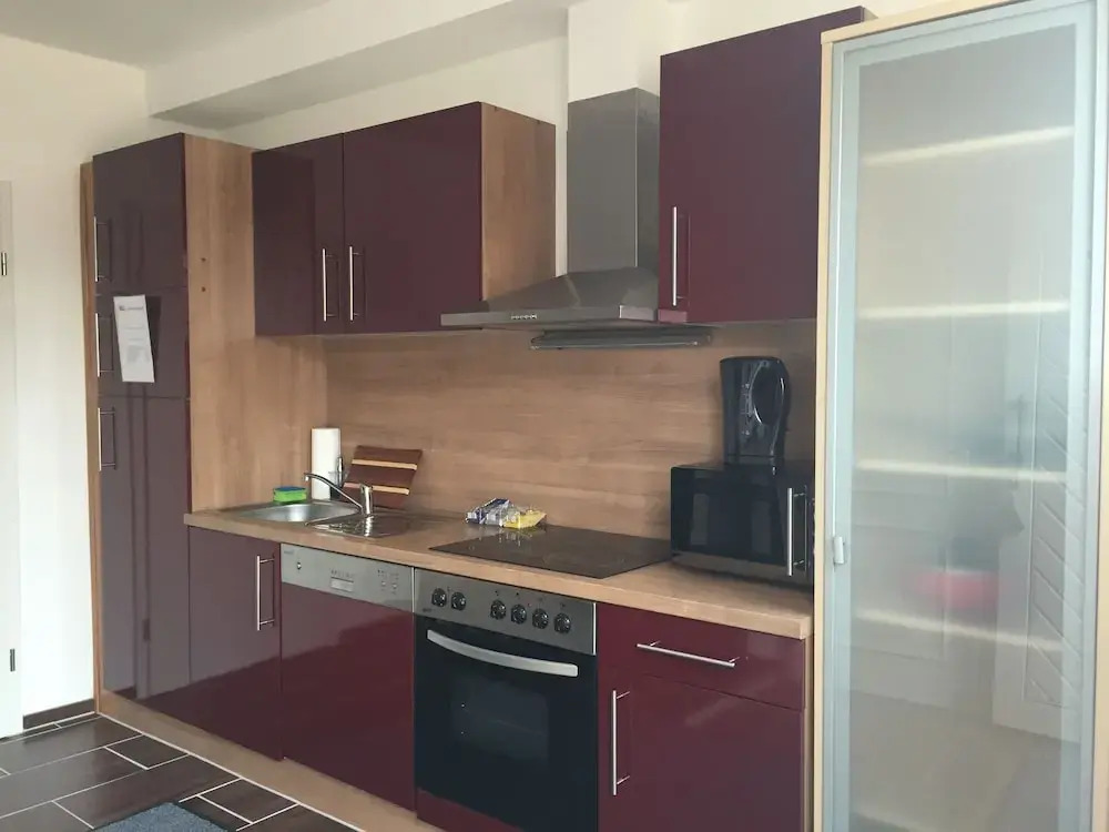 Modern House Gehrden auf 2 Etagen, Nice Garten, Barbecue, Contactless Check-in, free parking