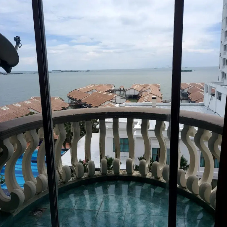 Glory Beach Resort 2 Room