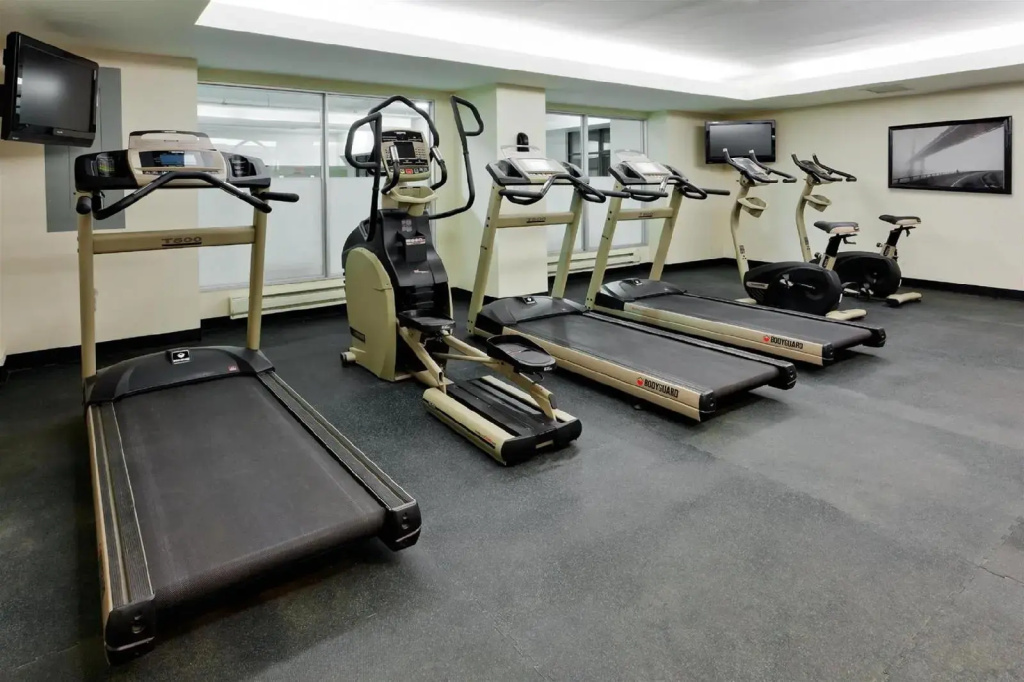 Holiday Inn Toronto Downtown Centre by IHG