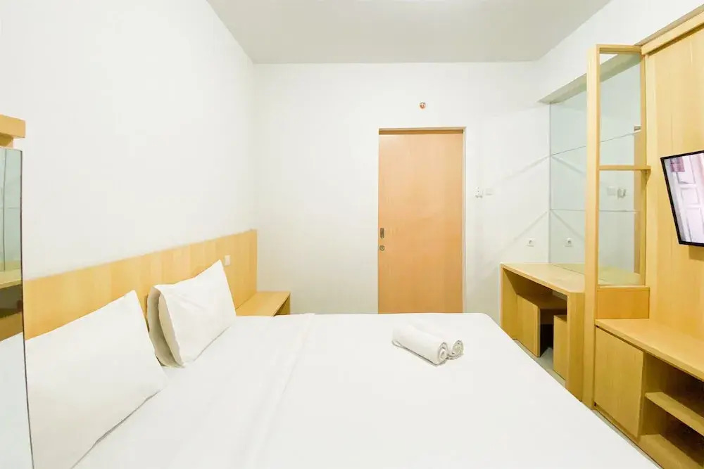 Best Deal And Homey 1Br Without Living Room At The Alton Apartment