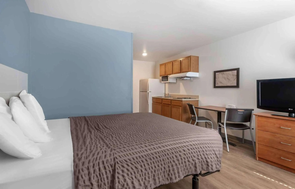 WoodSpring Suites Austin Northwest