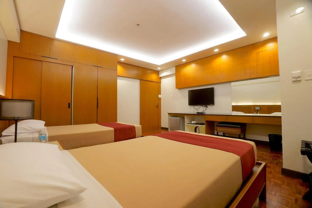 Tropicana Suites