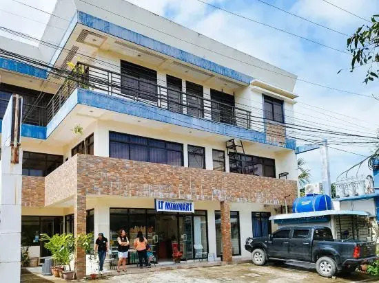 RedDoorz @ La Trinidad Pension House Aklan