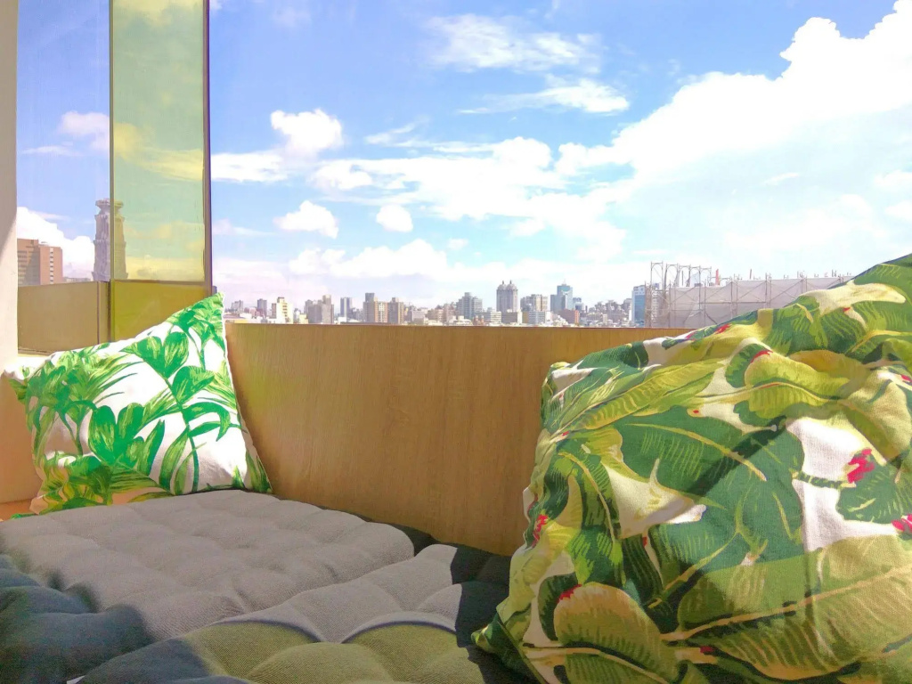 Paper Plane Hostel