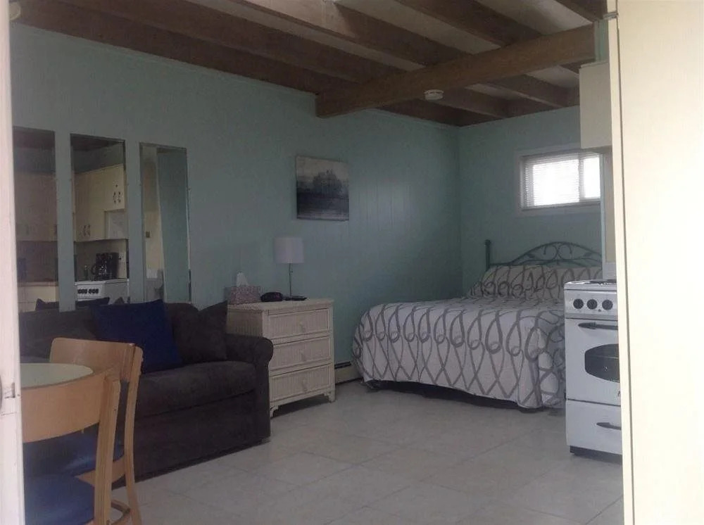 Jamesport Bay Suites