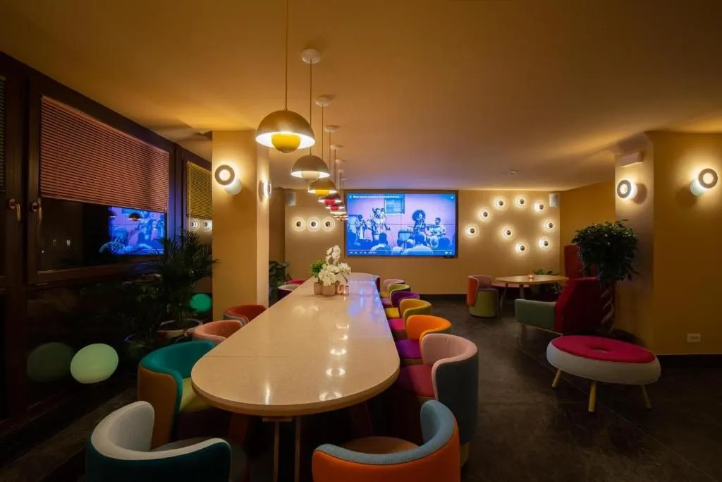 OMAMA Hotel