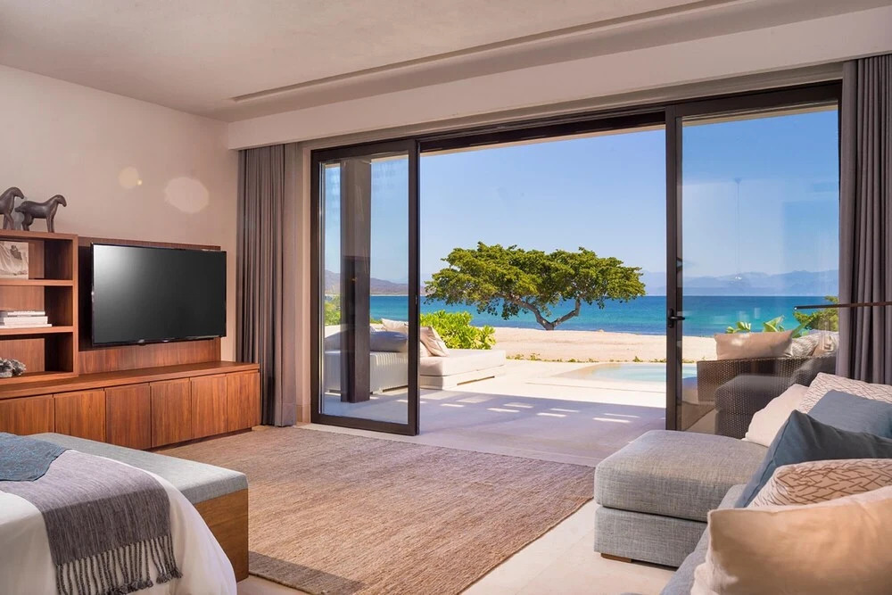 Sunny Vacation Villa 66