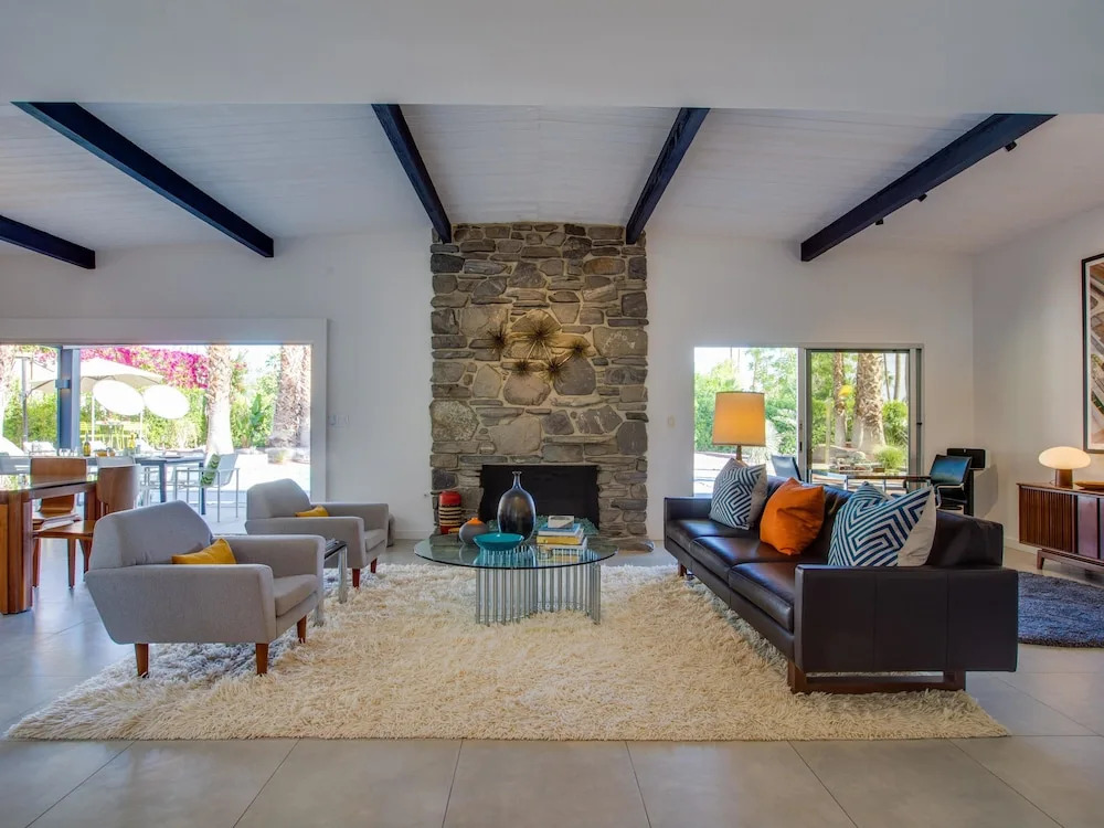 Modern Monte Vista Holiday home 4
