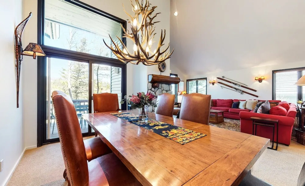 Snowcreek V #742 4 Bedroom Condo by Redawning