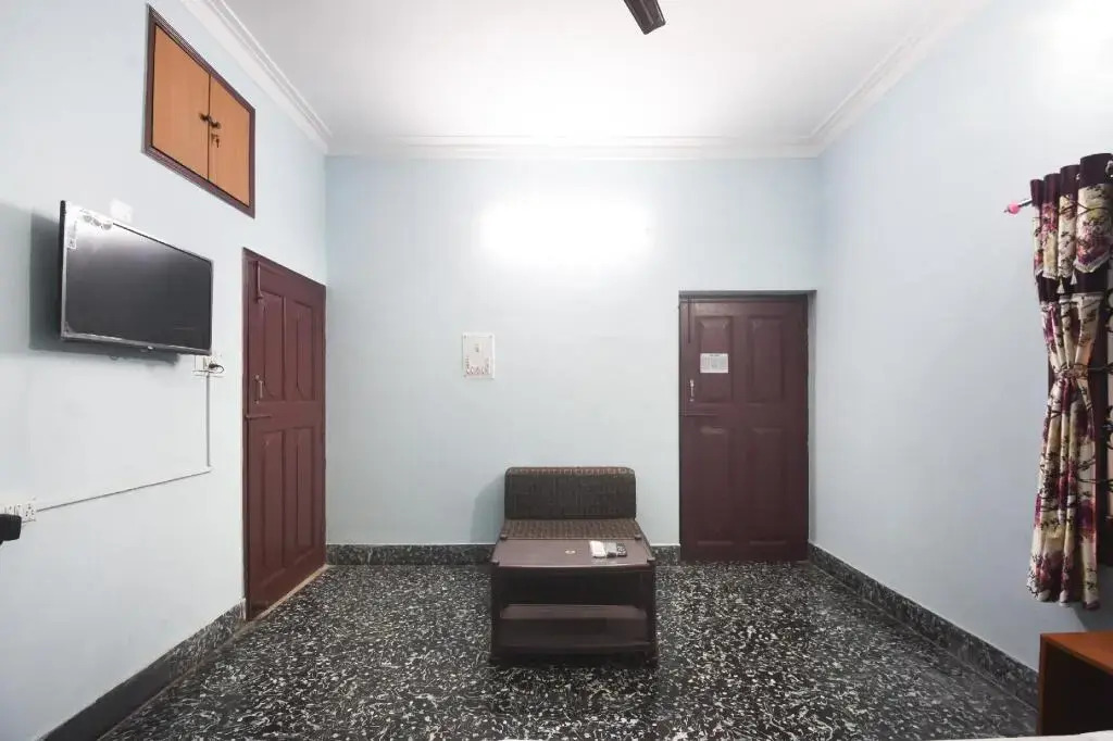 Smriti Villa by OYO Rooms