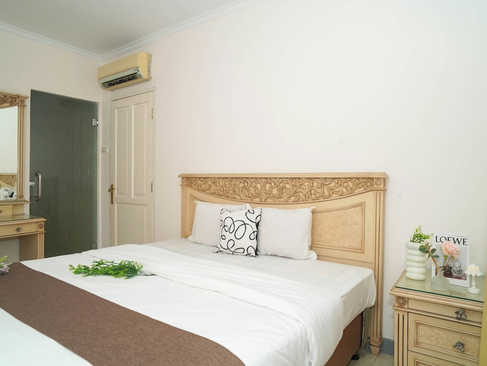 Stylish 3Br For 6 Pax At Puri Garden Apartment