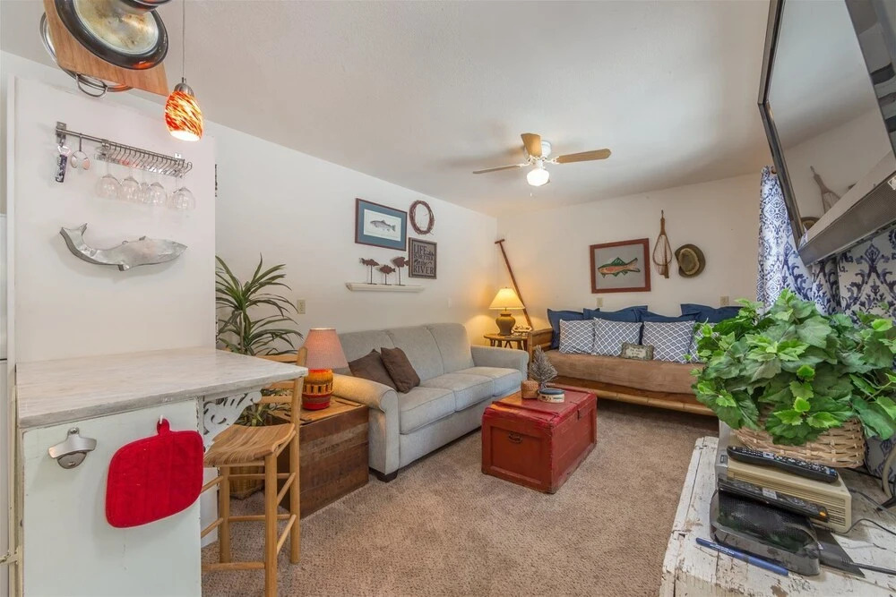 Big Sky - Fly Fishing Cottage