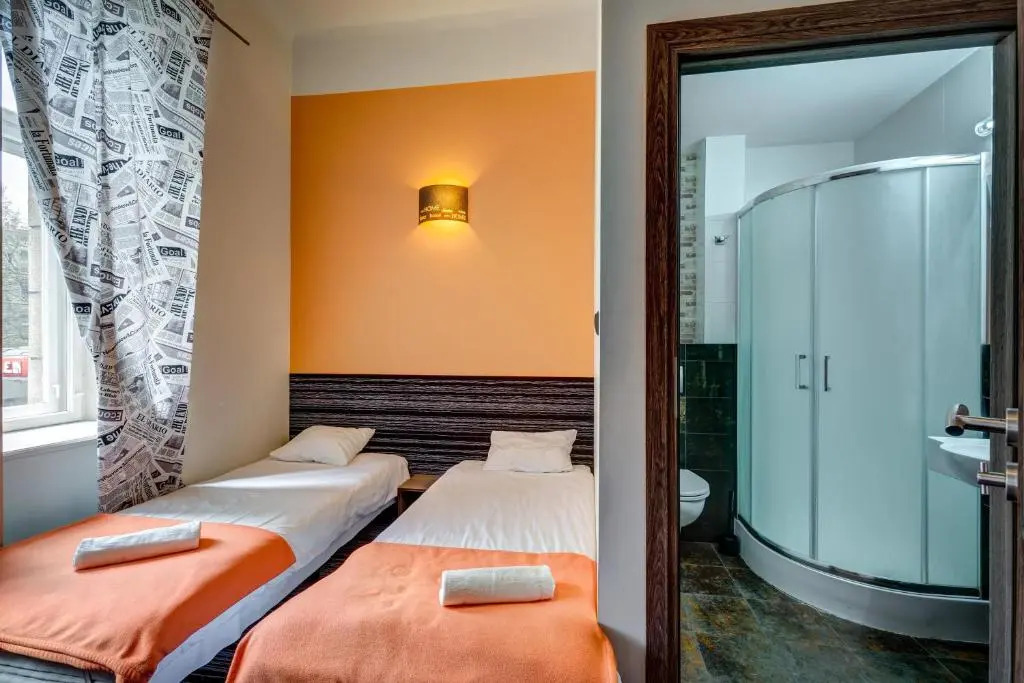 Planet Hostel