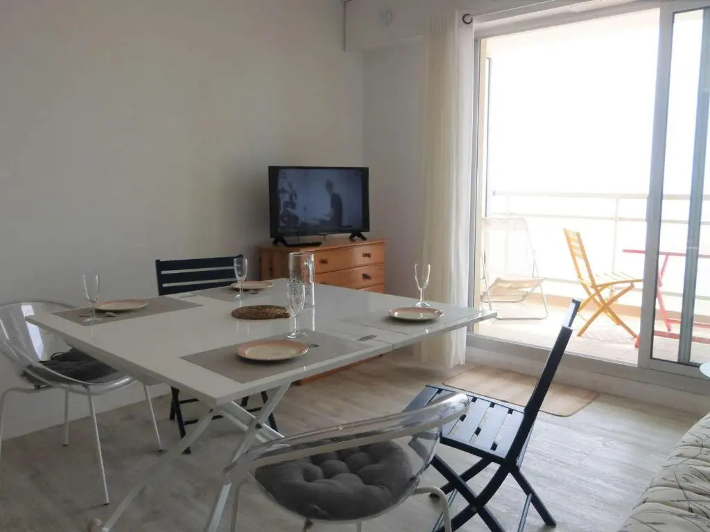 Appartement Saint-Gilles-Croix-de-Vie, 1 pièce, 4 personnes - FR-1-224-791
