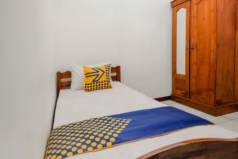 SPOT ON 2749 Tiga Sinar Residence