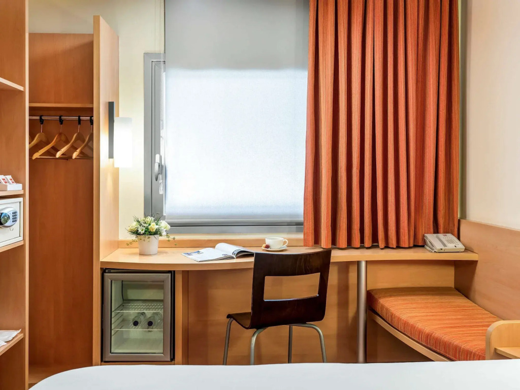 Ibis Izmir Alsancak