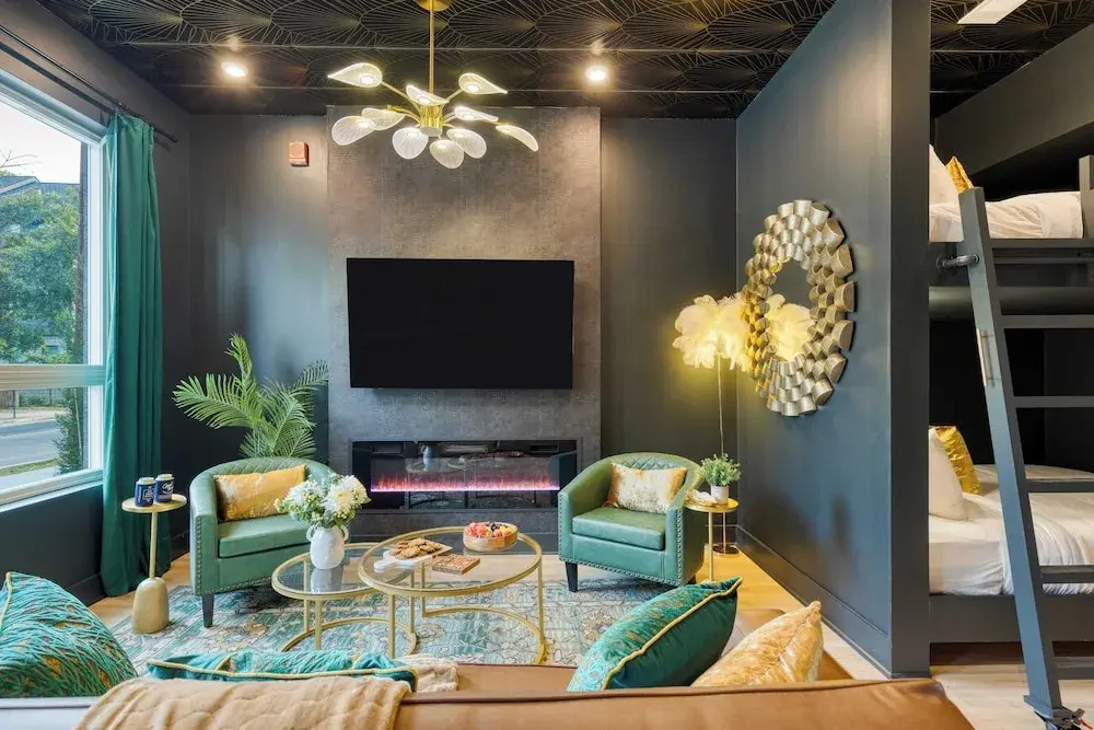 Stylish Studio Near Broadway & East Nashville Restaurants Lischey Loft by Avantstay