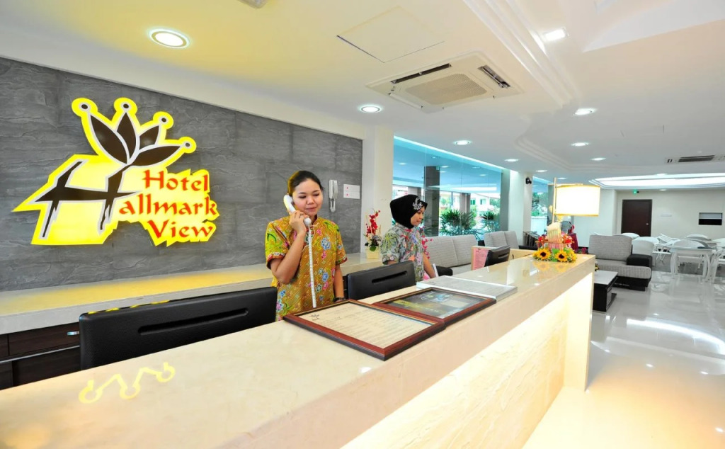 Hallmark View Hotel