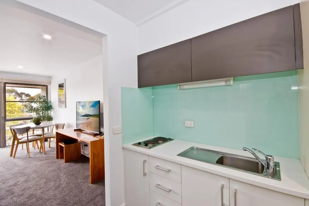 Lorne Bay View Motel