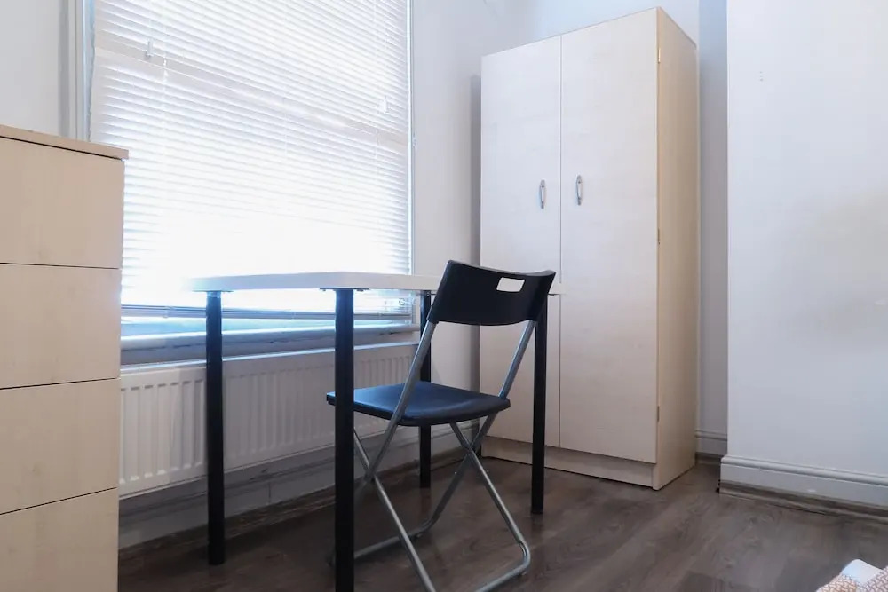 Clemence Street - Deluxe Single Guest Room 5