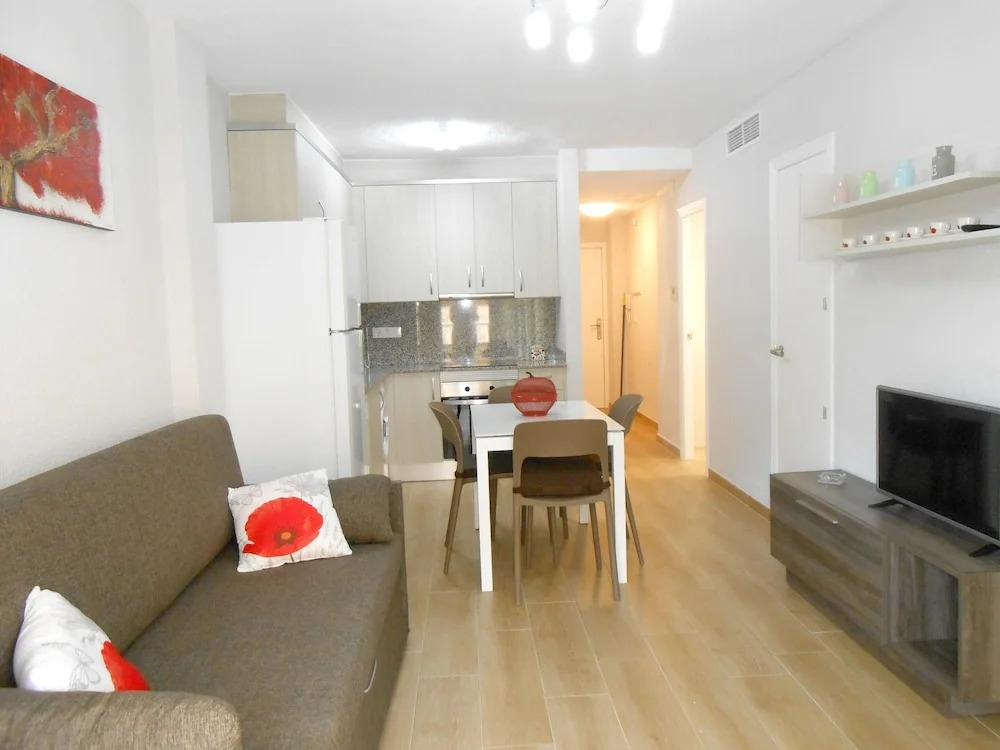 Apartment with 2 Bedrooms in Peñíscola, with Shared Pool, Enclosed Garden And Wifi - 100 M From the Beach