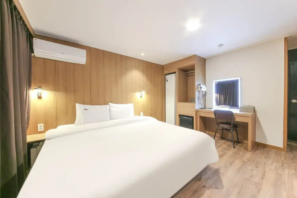 Jeonju Hotel Twosome Stay Junghwasandong