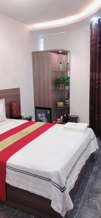 Queen Mộ Lao Hotel