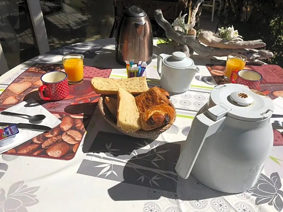 Macchia Évasion avec piscine