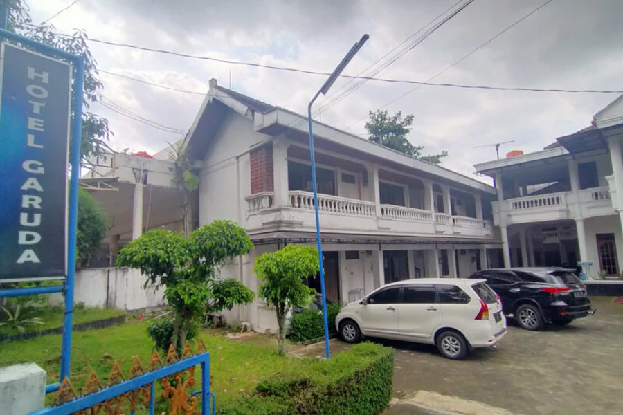 Hotel Garuda Syariah near Alun Alun Banjarnegara
