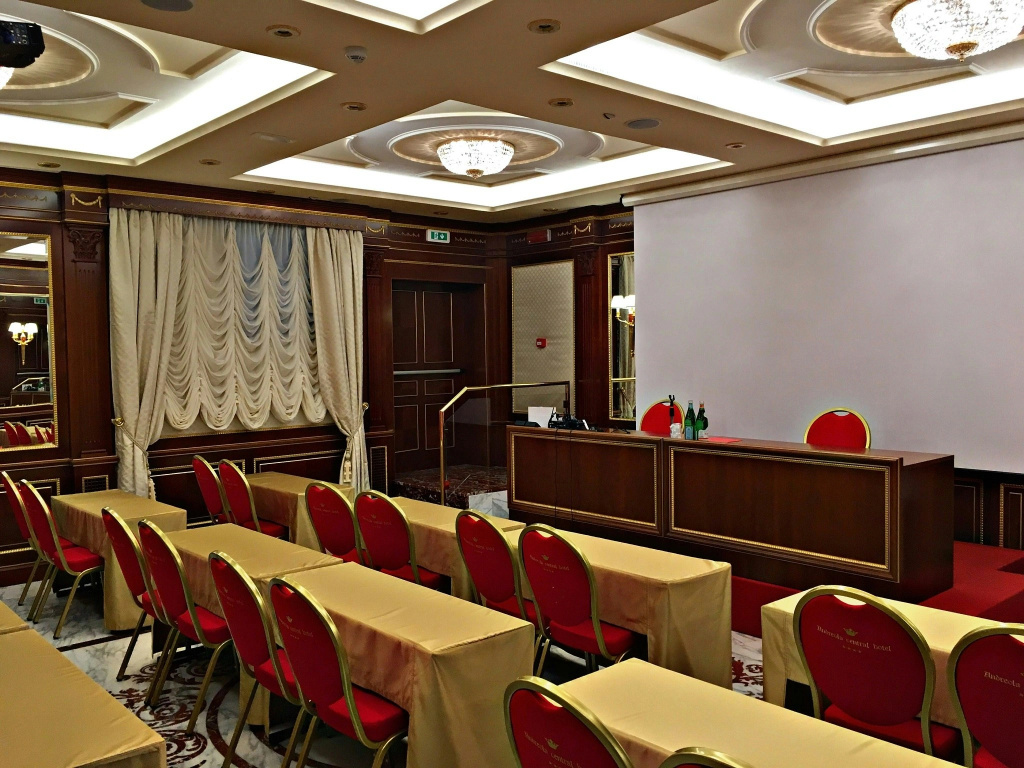 Andreola Central Hotel