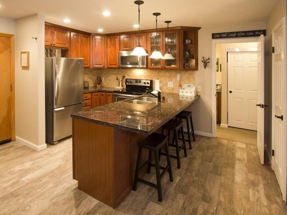 St, Anton Wooded View 2-Bedroom Condos with Ski Lockers